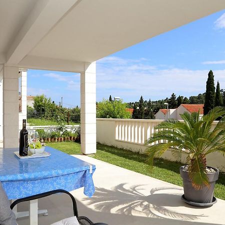 Apartmani Krmek Mlini Exterior photo
