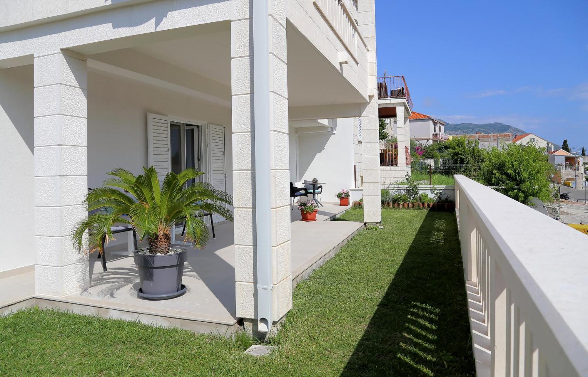 Apartmani Krmek Mlini Exterior photo
